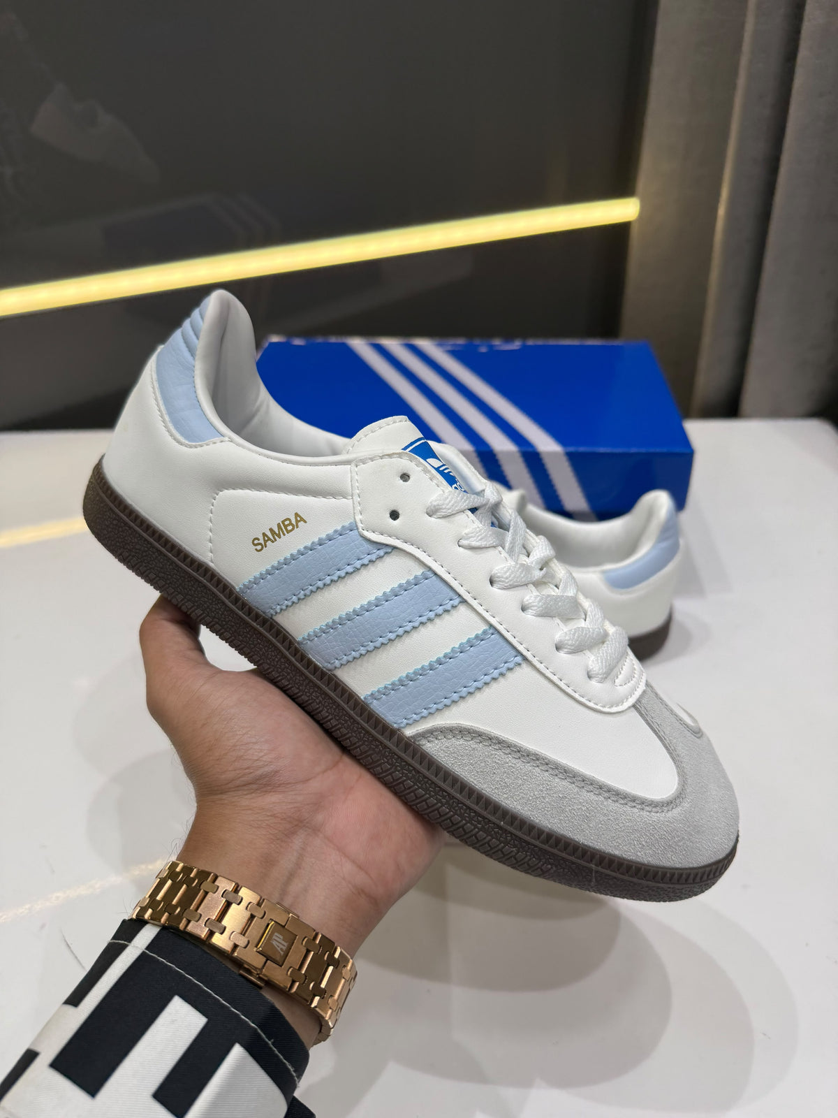 👟 Samba-Inspired Classic Sneakers